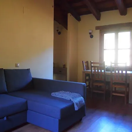 Cal Roseta Apartment